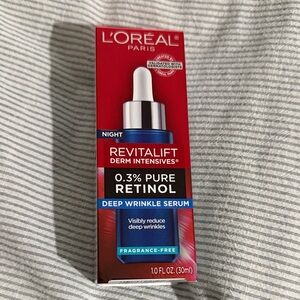 L'Oreal Revitalift Pure Retinol Serum - Blue and Red